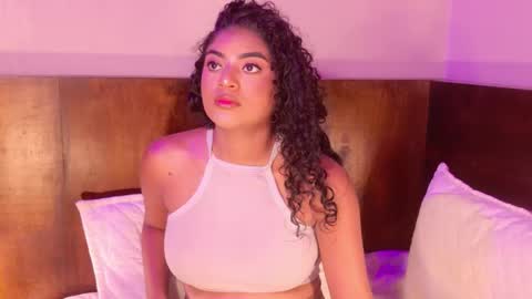 Carly Monroe  online show from 10-27-25, 10:14