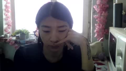 CarlyJoy online show from 12-22-25, 07:49