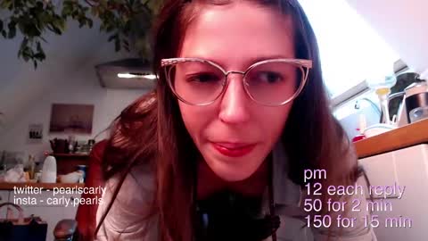 Carly Pearls online show from 01-05-25, 02:52