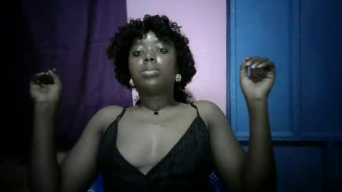 carmennalgona online show from 10-25-25, 04:13