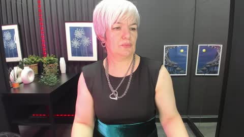 Snapshot of carmensoft chatting on 01-04-25, 05:48 Carmen online show from 01-04-25, 05:48