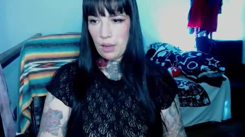 CARMILLA ROSS online show from 10-07-25, 01:36