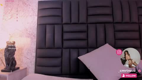 Snapshot of caro_martinezz chatting on 12-14-24, 08:13 online show from 12-14-24, 08:13