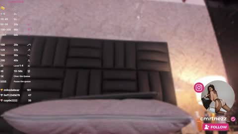 Snapshot of caro_martinezz chatting on 01-21-25, 07:37 online show from 01-21-25, 07:37