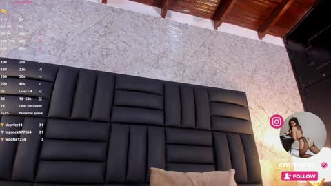 Snapshot of caro_martinezz chatting on 02-04-25, 07:51 online show from 02-04-25, 07:51