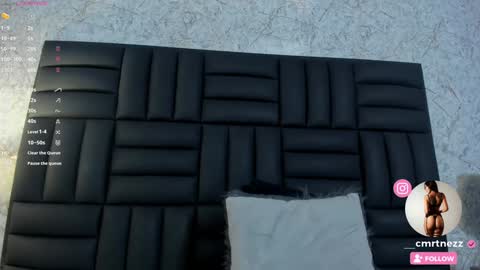 Snapshot of caro_martinezz chatting on 02-08-25, 08:20 online show from 02-08-25, 08:20