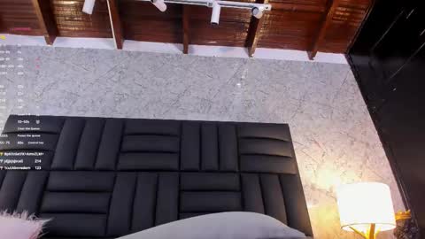 Snapshot of caro_martinezz chatting on 02-24-25, 08:06 online show from 02-24-25, 08:06