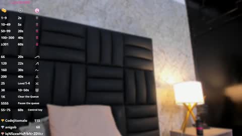 Snapshot of caro_martinezz chatting on 03-03-25, 07:32 online show from 03-03-25, 07:32