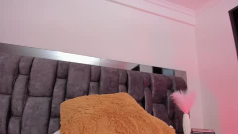 Snapshot of carol_horny chatting on 01-25-25, 05:18 Carol  online show from 01-25-25, 05:18