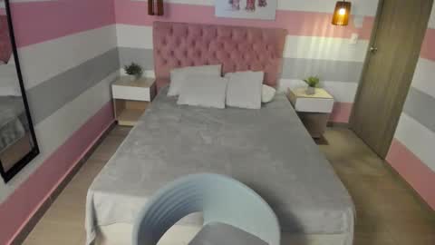 Carol  online show from 01-31-25, 02:07