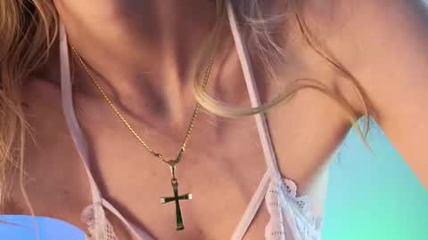 Char online show from 10-03-25, 11:24