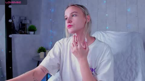 Carol online show from 12-18-25, 09:48