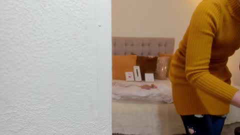 Snapshot of carolina_hernandez22 chatting on 09-28-25, 11:59 Carolina online show from 09-28-25, 11:59