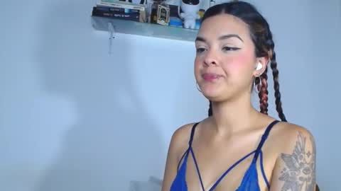 CarolinaM online show from 09-28-25, 01:38