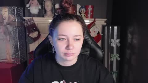 Mira online show from 12-30-24, 05:26