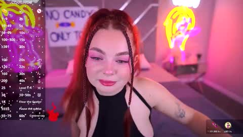 carolinadia online show from 10-31-25, 08:21