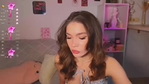 Caroline online show from 12-25-24, 08:28