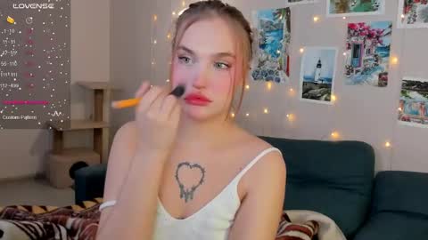 Caro online show from 01-08-25, 09:32