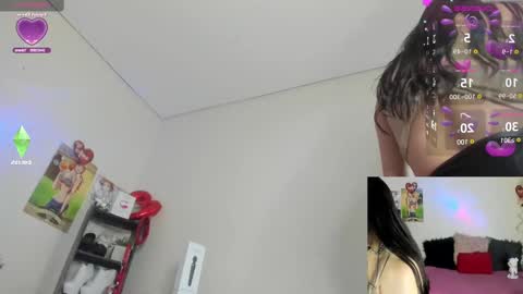 Snapshot of caroline_lenox chatting on 03-06-25, 07:47 Caroline Lenox online show from 03-06-25, 07:47