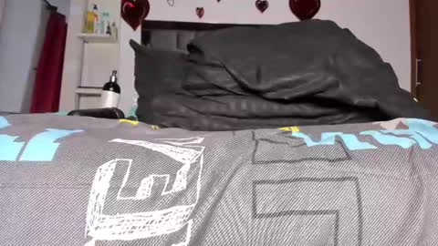 Snapshot of caroline_m8 chatting on 02-19-25, 05:38 CAROLINE online show from 02-19-25, 05:38