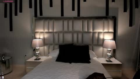 Caro online show from 11-19-25, 10:37