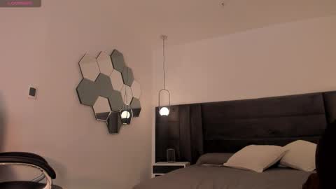 Caro online show from 02-12-26, 11:05