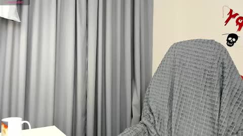 Snapshot of carolinerichter chatting on 11-02-25, 02:58 CarolineRichter online show from 11-02-25, 02:58