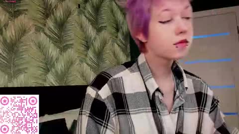 Snapshot of carolinerichter chatting on 11-13-25, 03:38 CarolineRichter online show from 11-13-25, 03:38