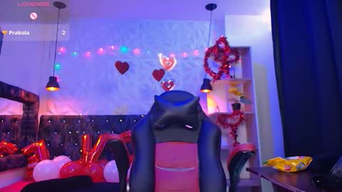 Caroline Scoth online show from 02-15-25, 06:12