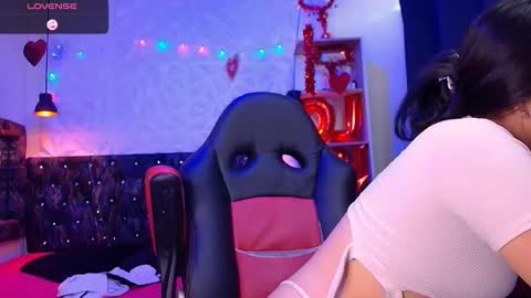 Caroline Scoth online show from 02-28-25, 05:48