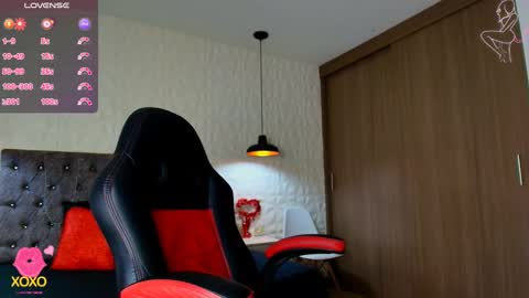 Caroline Scoth online show from 09-22-25, 05:37