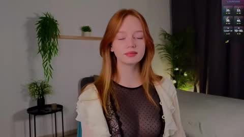 Snapshot of carolinnk chatting on 09-21-25, 02:19 Caro online show from 09-21-25, 02:19