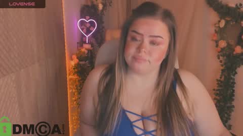 Snapshot of caroll_li chatting on 02-06-25, 03:48 caroll_li online show from 02-06-25, 03:48