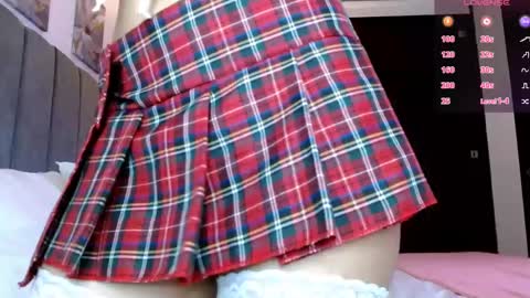 Carolinne online show from 02-13-25, 12:54