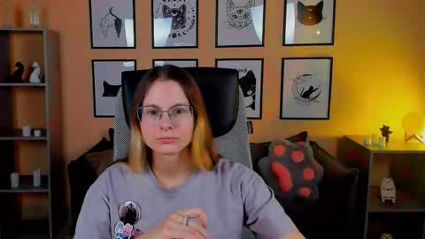 carrie_roses online show from 10-03-25, 05:04