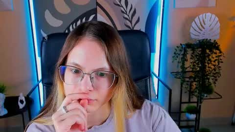 carrie_roses online show from 10-06-25, 04:21