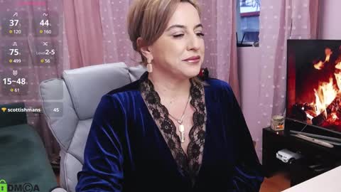 Carrie online show from 01-12-25, 06:06