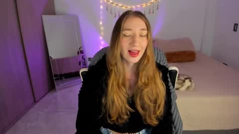 Nia  online show from 02-23-25, 11:25