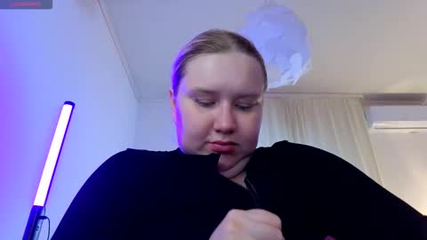 Casey Robbins online show from 10-01-25, 05:24