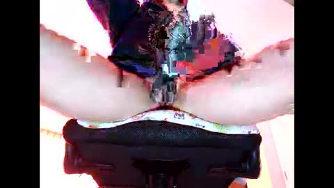 Snapshot of casg182 chatting on 09-21-25, 04:30 H26 online show from 09-21-25, 04:30