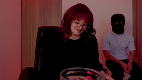 Snapshot of cash_vice chatting on 10-28-25, 04:20 caprice online show from 10-28-25, 04:20