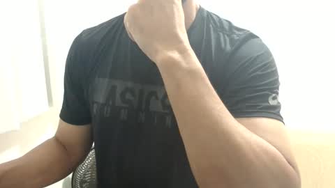 cashmastermuscle77 online show from 12-31-24, 01:08