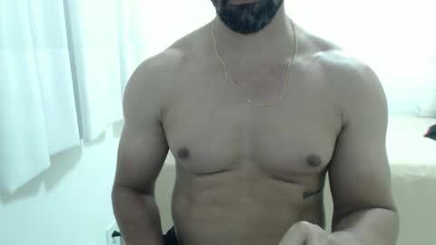 cashmastermuscle77 online show from 12-01-25, 10:26