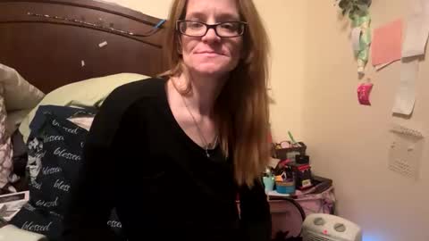 casidy1 online show from 02-19-25, 07:50