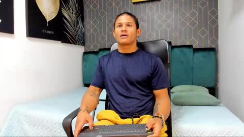 Casike online show from 12-04-25, 12:31