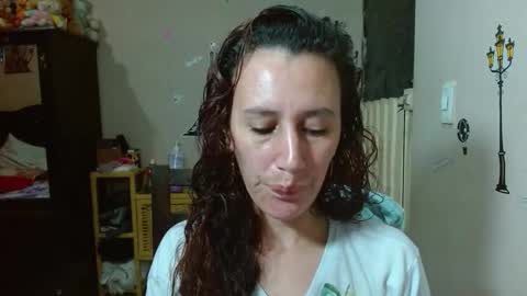 C A S S A N D R A  online show from 03-10-26, 08:03