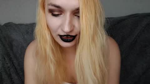 Snapshot of cassandratate chatting on 01-25-25, 11:34 Casey Chris online show from 01-25-25, 11:34