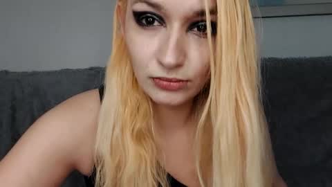 Snapshot of cassandratate chatting on 01-27-25, 08:18 Casey Chris online show from 01-27-25, 08:18