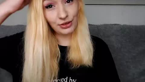 Snapshot of cassandratate chatting on 01-29-25, 08:29 Casey Chris online show from 01-29-25, 08:29