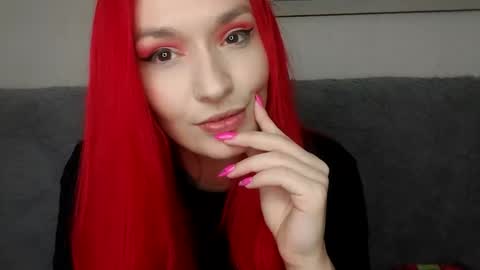 Snapshot of cassandratate chatting on 02-06-25, 11:54 Casey Chris online show from 02-06-25, 11:54